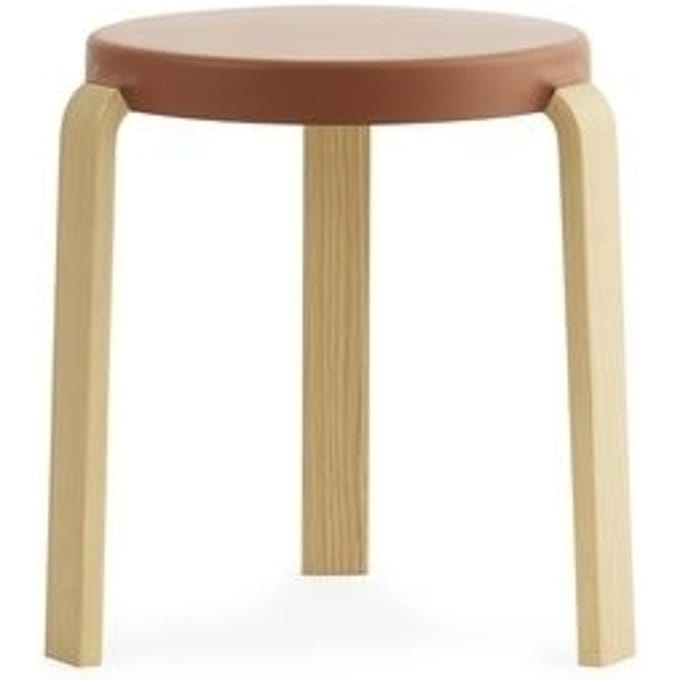 Normann Copenhagen - Tap kruk - caramel - eiken - oranje