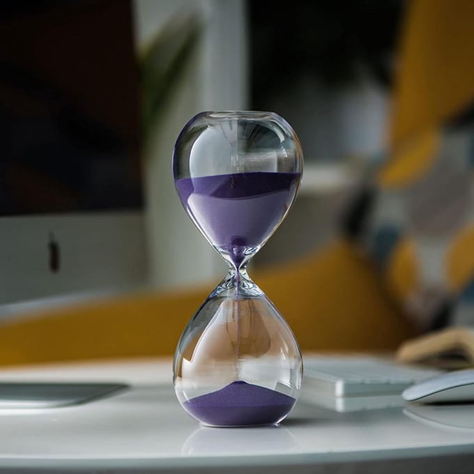 Zandloper Timer - Zandklok - Tijdmanagement Hulpmiddel - Kindveilig Ontwerp - 30 cm - Paars Zand
