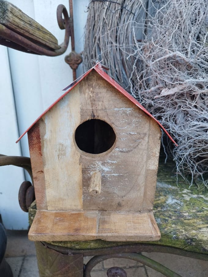 birdhouse iron/wood | 20x20 | mix colour