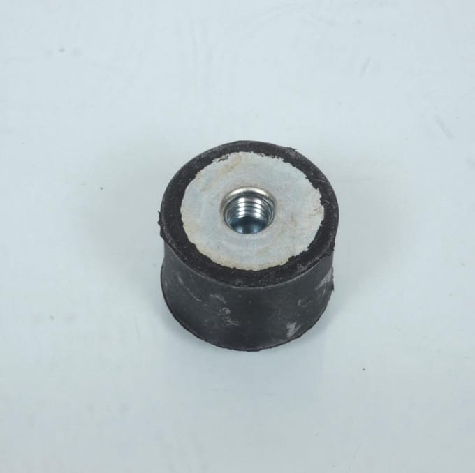 m8 binnendemper silentblock Ø30x20mm voor motorfiets 50 met versnellingsbak