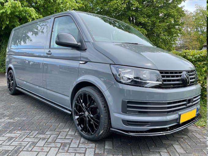 Sidebars - Geschikt Voor VW Transporter T5 2003+/T6/T6.1 2015+/L2 - Zwart Glans