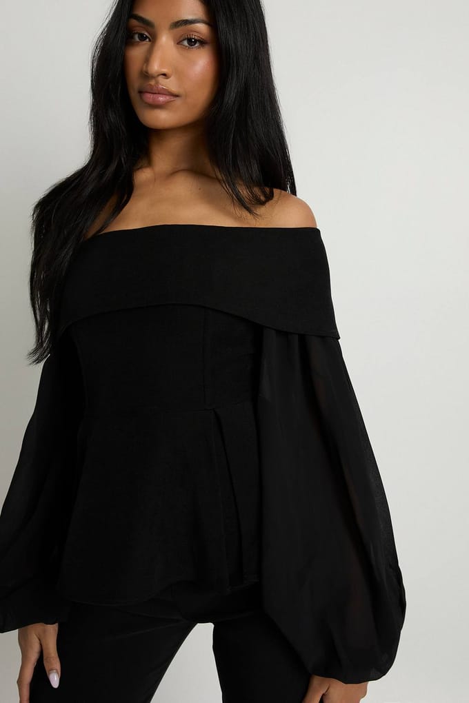 boohoo Dames Chiffon crepe Bardot-blouse | Black | Maat: 6
