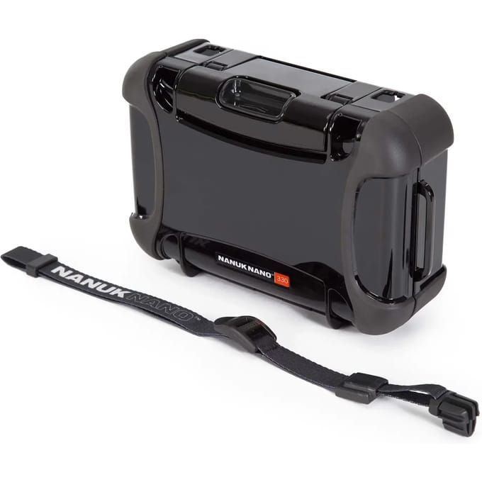 Cameratas Nanuk 330 Nano