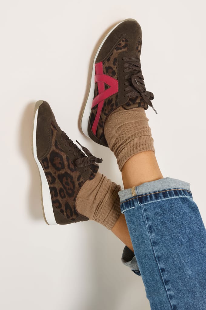 Yours Bruine Luipaard Sneakers Met Smalle Zool In Brede Epasvormsize 42E