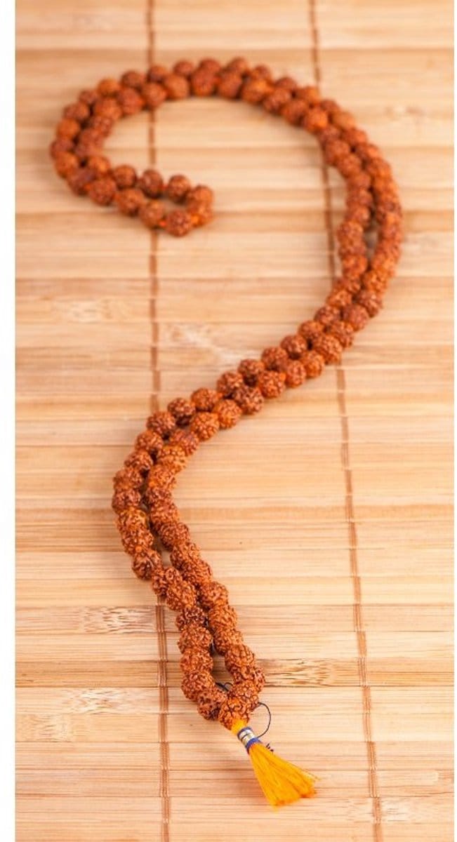Rudraksha mala middel