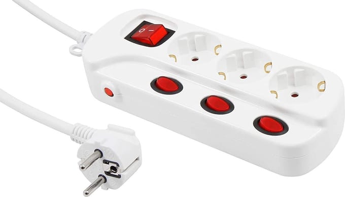 McPower Multiswitch Stekkerdoos - Verdeeldoos 3-voudig - Verdeelstekker met 1.5 meter kabel - Wit