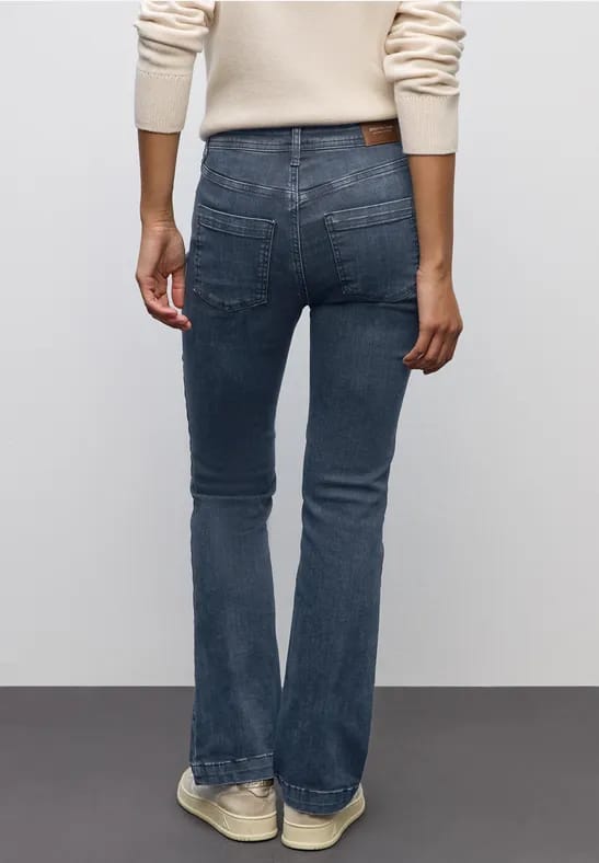 Bootcut jeans