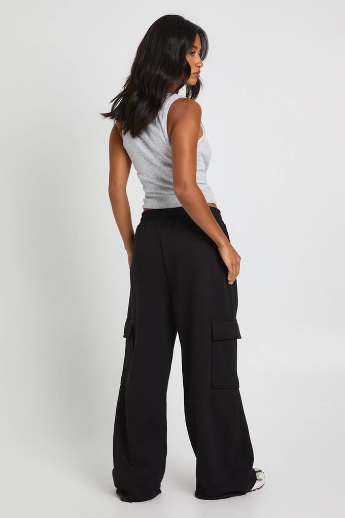boohoo Dames Petite cargo joggers met wijde pijpen | Zwart | Maat: Medium