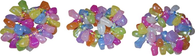 Armbanden met gekleurde stenen set van 3 stuks.