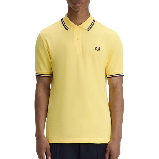 Geel poloshirt Fred Perry normale fit 2-knoops katoen pique