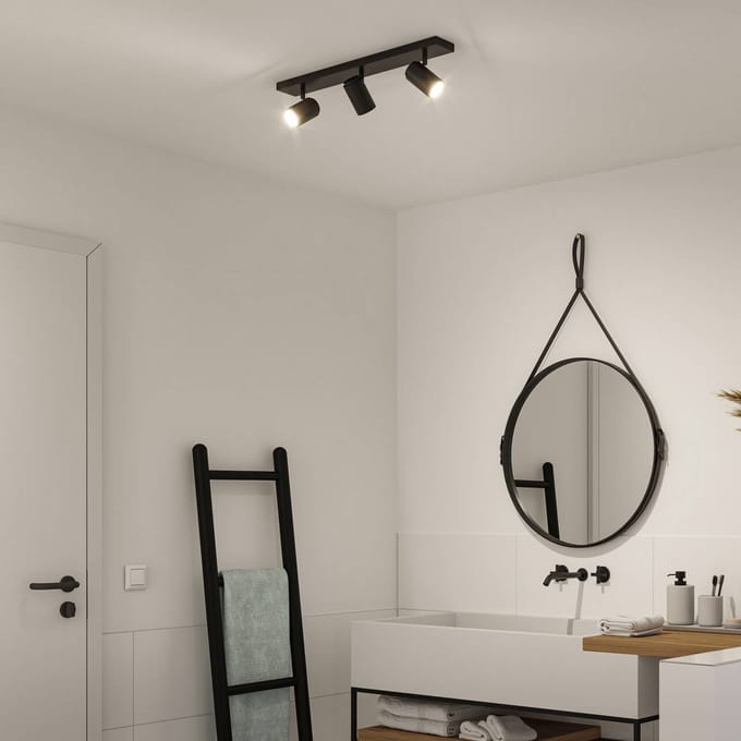 Spotlight Zyli IP44 GU10 230V max. 3x10W dimbaar Zwart mat
