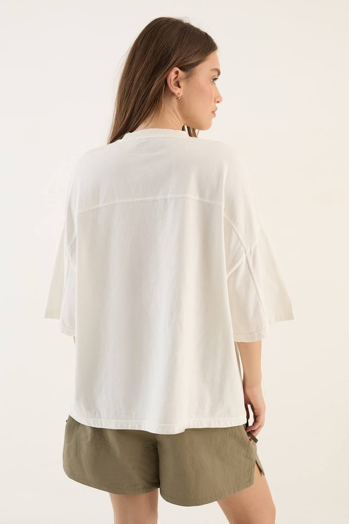 Dames Dsgn Studio Zwaar Gewassen Oversized T-shirt Met Korte Mouwen | Creme | Maat: 3XL