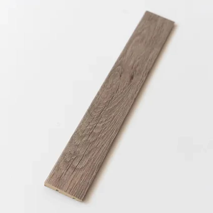 Decomode Hoge Plint Norwich - 240cm - 12x60mm