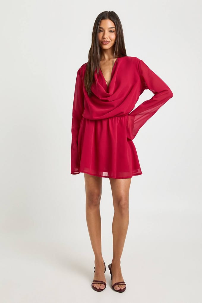 boohoo Dames Chiffon Diepe Cowl Mini Jurk | Framboos | Maat: 36