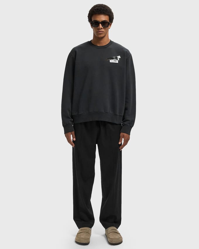SWEATSHIRT