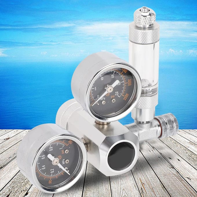 CO2 Regulator Aquarium Dubbele Manometer Weergave met Bellenteller en Terugslagklep(W21.8) black