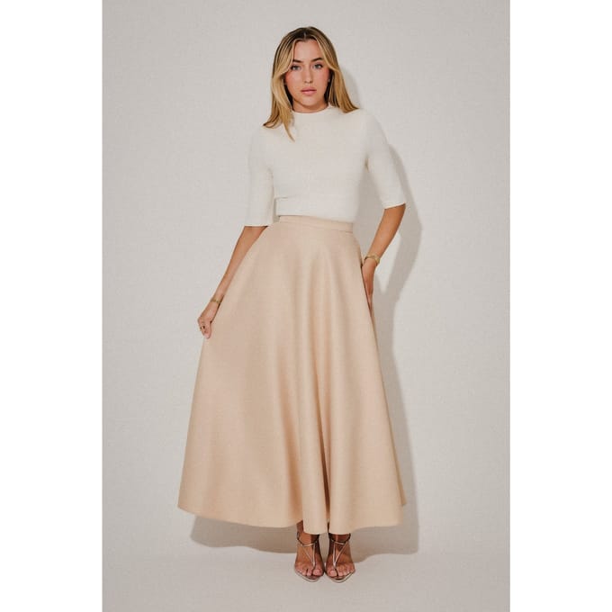 Odd Muse Satin Skirt Cream Size: XL | Maxi Skirts Outlet | Dames | Beige