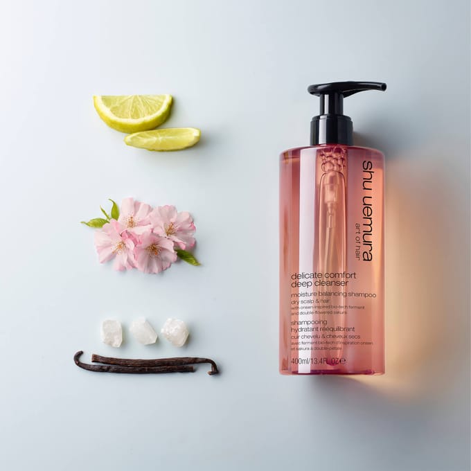 Shu Uemura Deep Cleanser Moisture Balancing Shampoo Droge Hoofdhuid & Haar Basic Dames 400 ml