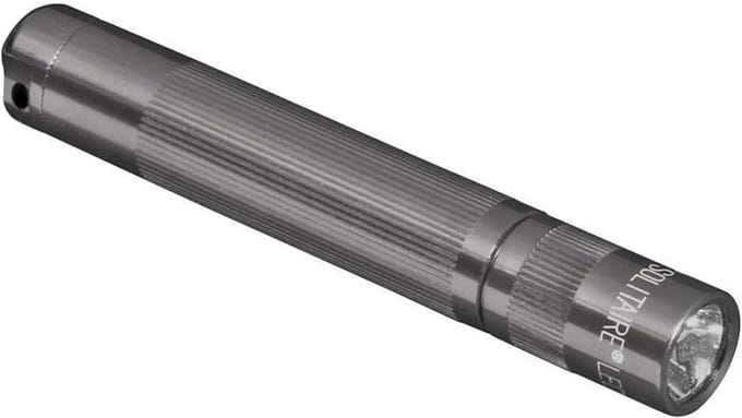 Kleine LED Zaklamp met Sleutelhangerlus - Krachtig & Compact - Titanium Grijs
