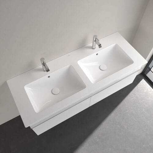 Villeroy & Boch Venticello cabinet double washbasin 130 x 50 cm 4111DL01