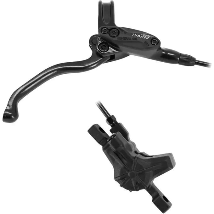 Hydraulische schijfremmen achter P2R Ares