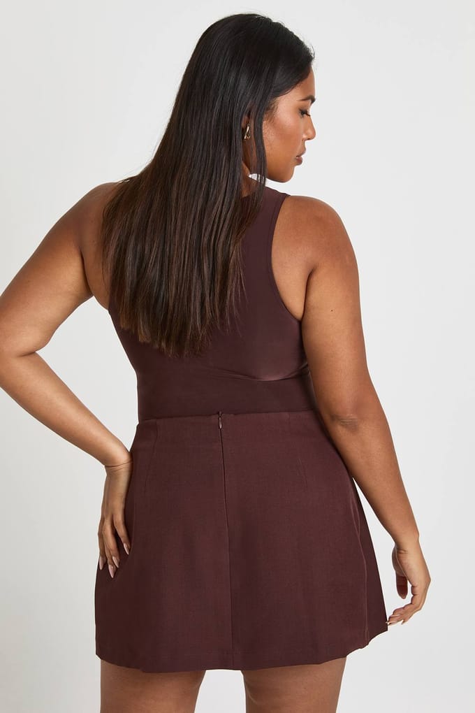boohoo Dames Plus Skort met gouden afwerking | Chocoladebruin | Maat: 48