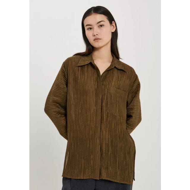 Norr Room shirt olive -