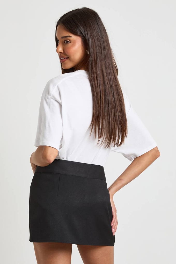 boohoo Dames Getailleerde Skort met Voorzakken | Black | Maat: 8