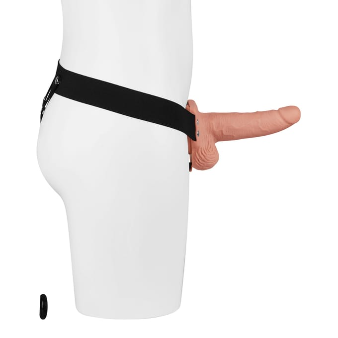 'Hollow Strap-On With Remote Flesh', 18,5 cm