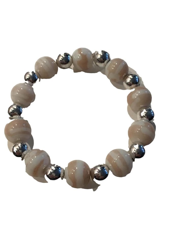 Kinderarmband kralen beige