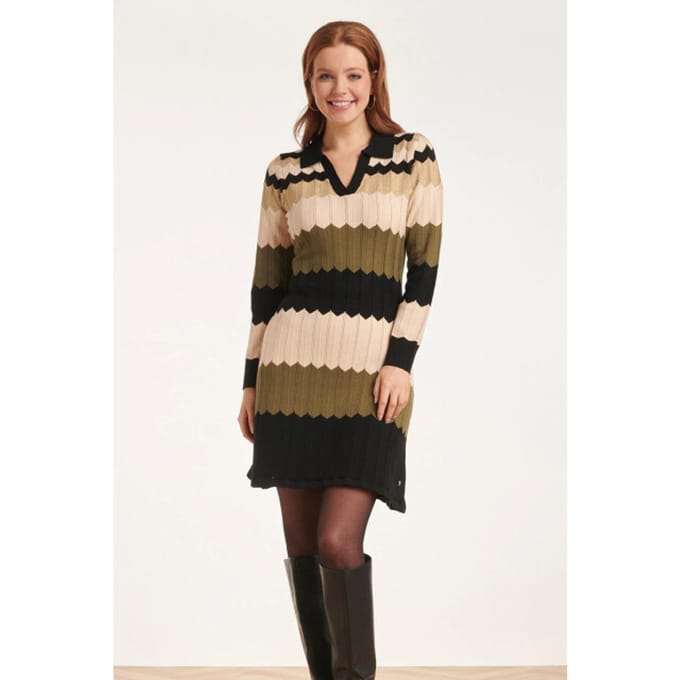 Smashed Lemon 24610 neutrale zig-zag gebreide jurk |
