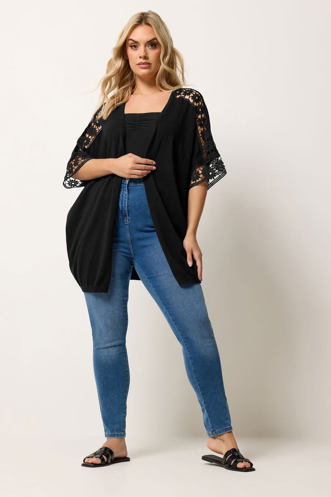 Yours Zwarte Kimono Met Gehaakte Mouwen Size 58-60