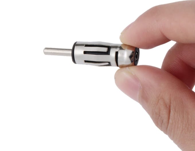 Antenneplug DIN-ISO verloop adapter - Autoradio Stereo ISO Din Antenne - Antennemast Adapter - Connector