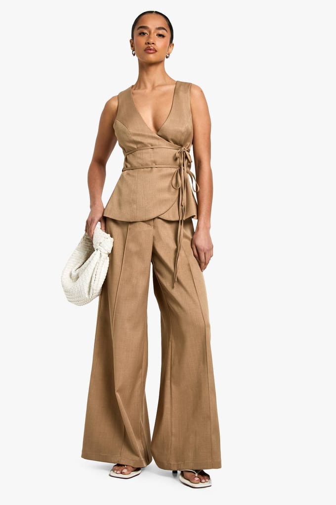 boohoo Dames Petite vest met linnenlook | Camel | Maat: 38