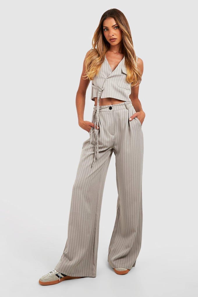 boohoo Dames Pinstripe Wrap Gilet | Grijs | Maat: 36