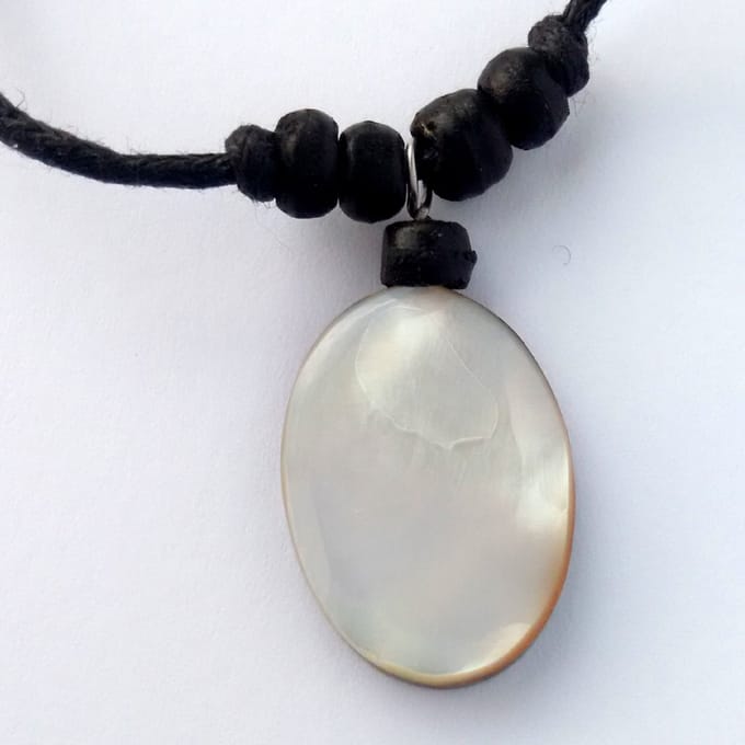 Collier van parelmoer en kokosnoot - Ovaal