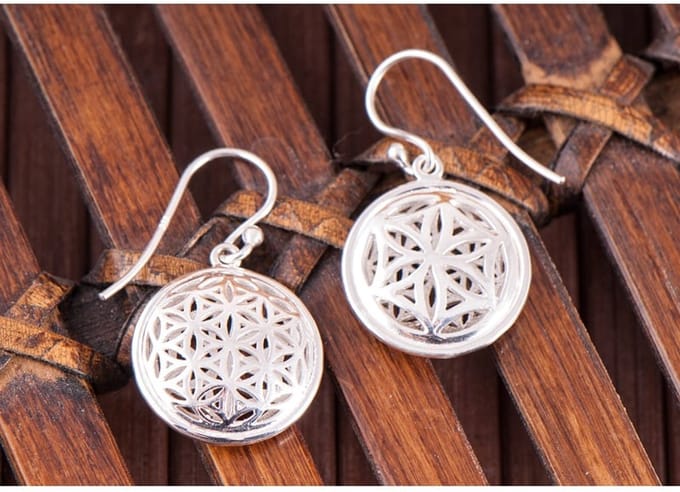 Levensbloem oorbellen 3D zilver