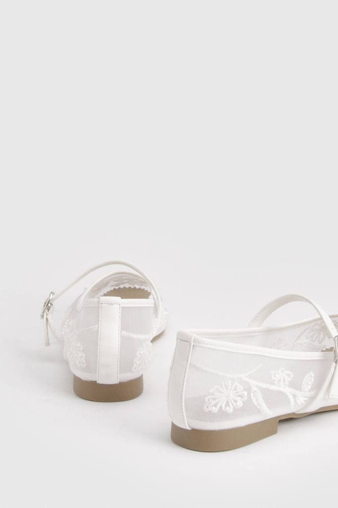 boohoo Dames Bruids Ballerina's Met Kraaltjes Mesh En Gespsluiting | Wit | Maat: 40