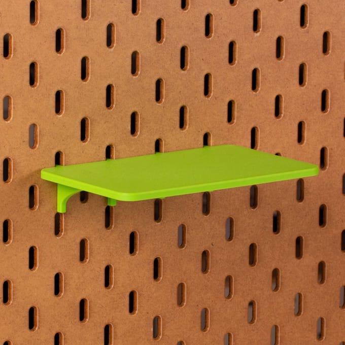 Standaard plankje vlak voor Ikea Skadis Pegboard 16x10 cm - Groen - Display