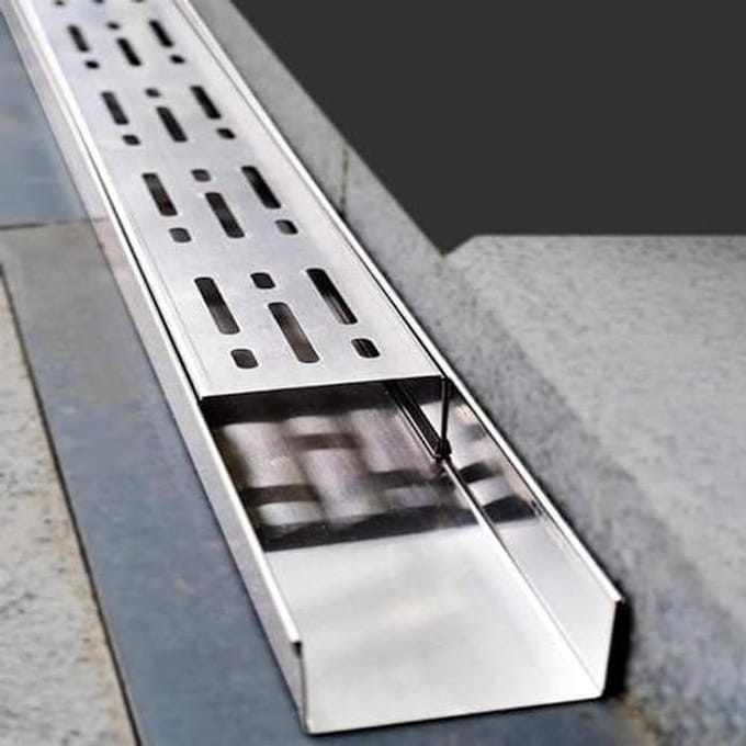 Afvoergoot RVS - Waterafvoer goot - Efficiënte drainage - Bladervrij ontwerp - 100 cm lengte - Zilver