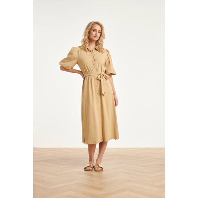 Smashed Lemon Midi doorknoopjurk in luxe travelstof met stretch |