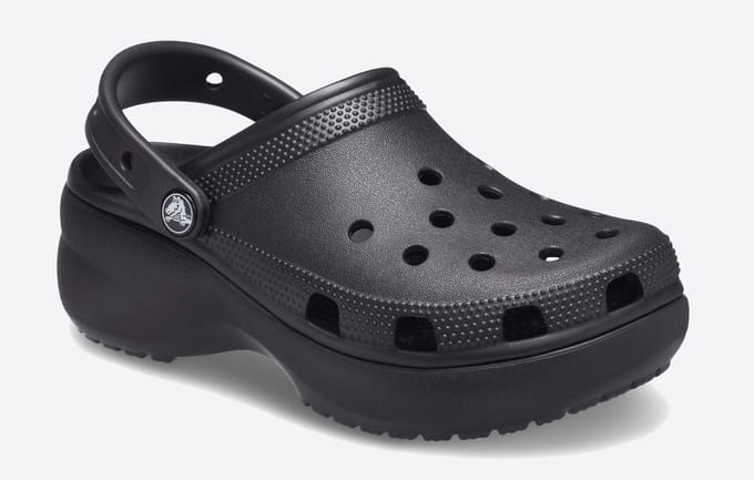 Crocs - Classic Platform Clog Women - Plateauzool Clogs - 37 - 38 - Zwart
