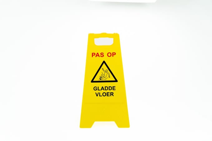 Pas Op Gladde Vloer