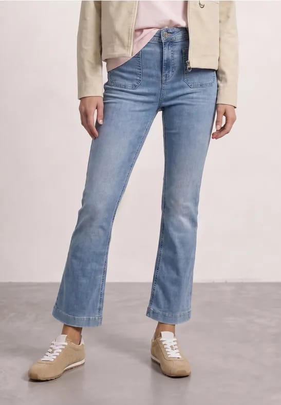 Bootcut-jeans met High Waist in Slim Fit