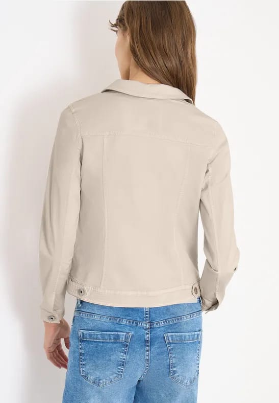 Denim jack met borstzakken en knopen