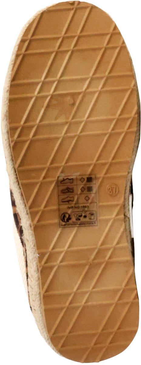 Sneakers met veters