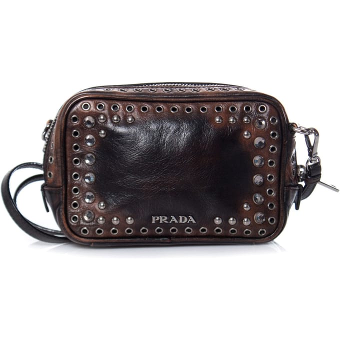 Prada, Vitello vintage versierde cameratas.