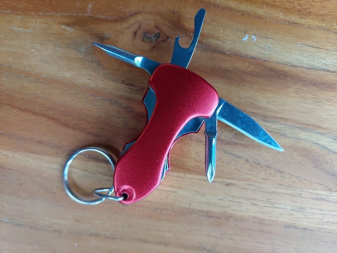 Floz Design multitool voor kinderen - met sleutelhanger - gaaf cadeau om de natuur te ontdekken - kwaliteit!