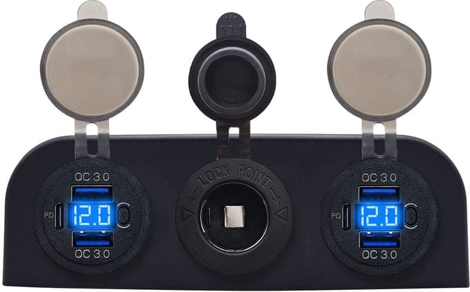 ProRide 12V USB Autolader 3 Poorten - QC3.0 - Voltmeter en 12V/24V Sigarettenplug - Drievoudig opbouw