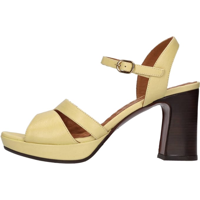 Chie Mihara Sandalen Geel